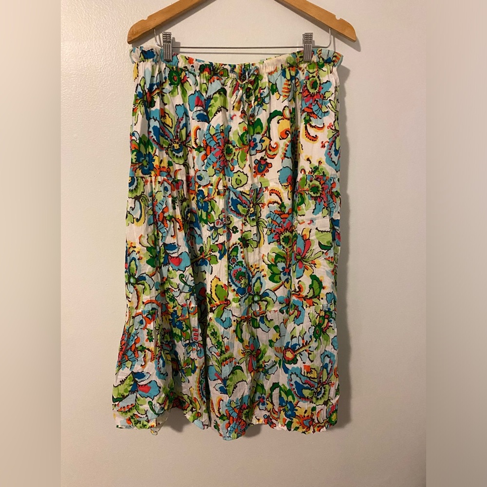 White stag tiered skirt size large 12/14 pull on multicolor floral